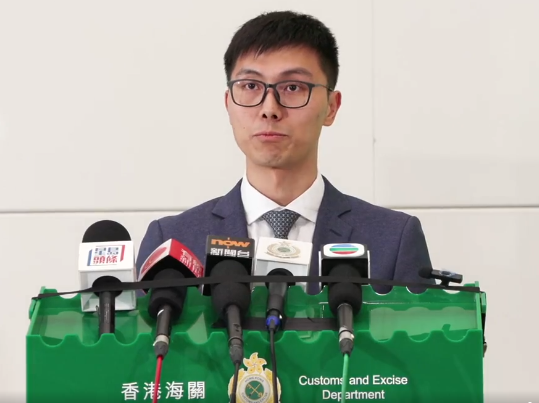 海關金錢服務監理科金錢服務調查課署理高級督察陳逸傑表示,本案是法庭首次對無牌經營金錢服務的罪行判處具阻嚇性的監禁刑罰。