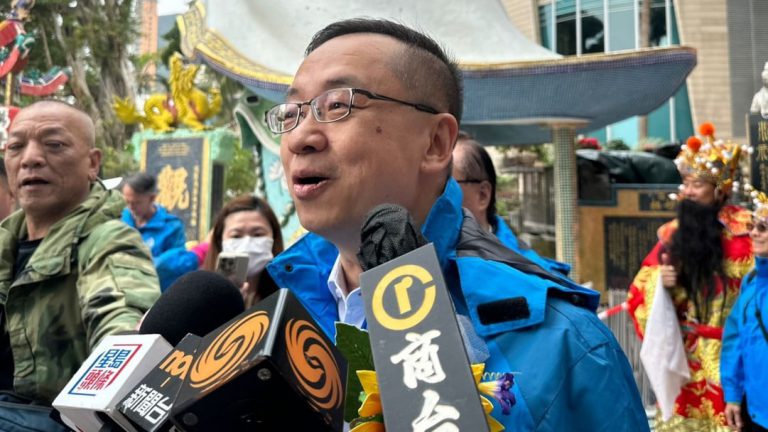 郭俊峯表示，過去兩周出入境人次，基本符合預期。
