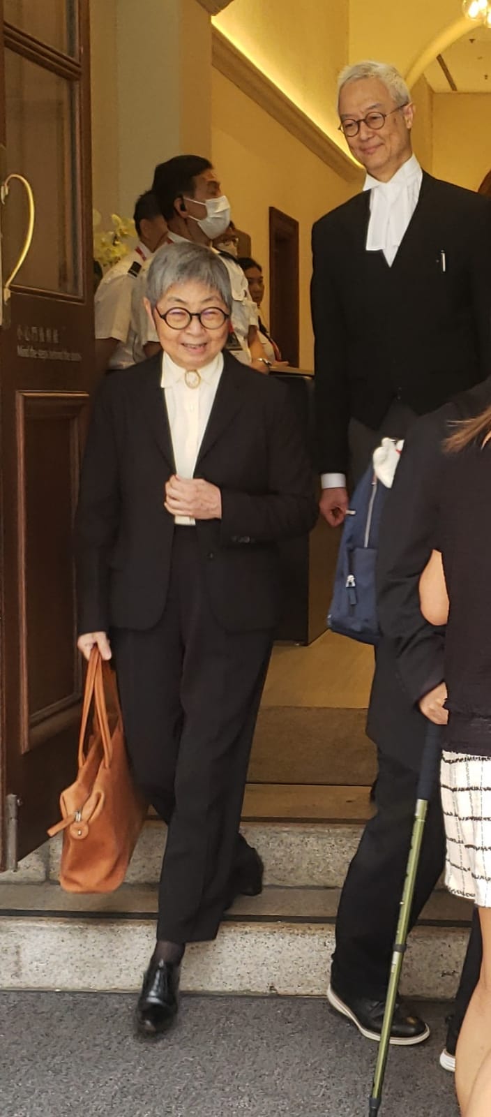 吳靄儀((左)及資深大律師何沛謙(右)。(朱先儒攝)