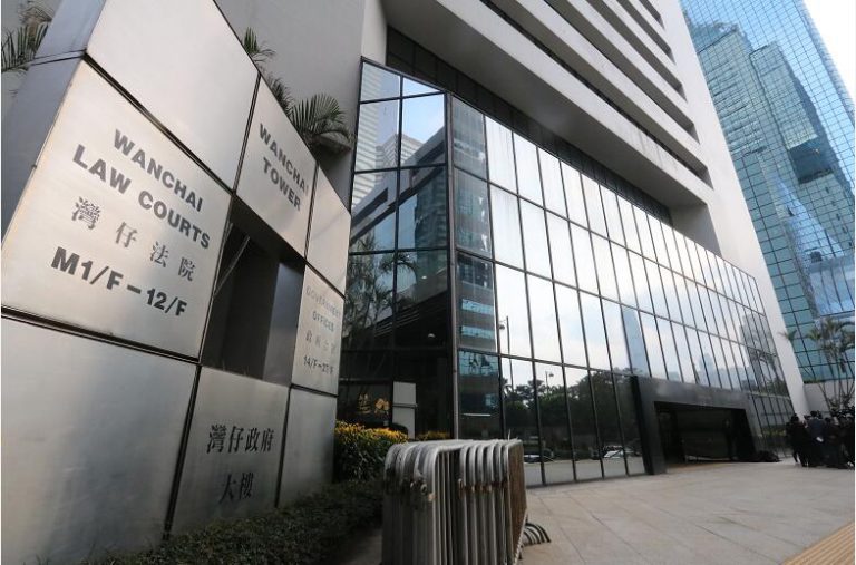 外賣員承認參與三宗暴動,昨在區域法院判囚52個月。