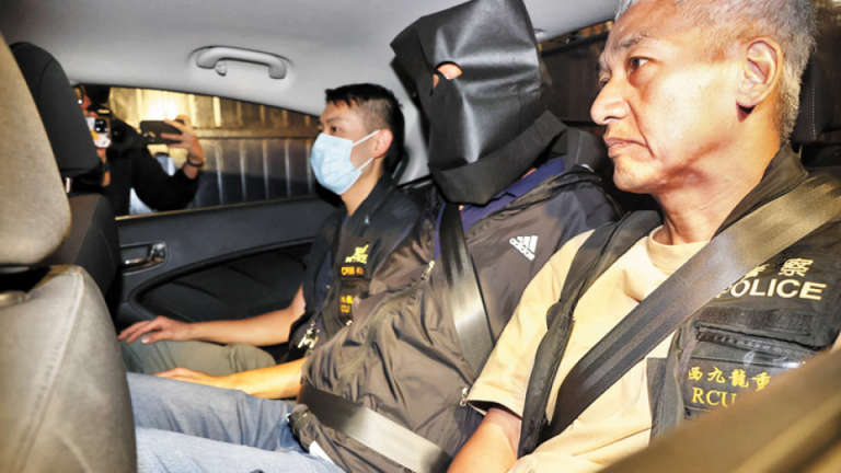 被告文稳业（蒙頭）被捕後被落案起訴謀殺罪及企圖搶劫罪。
