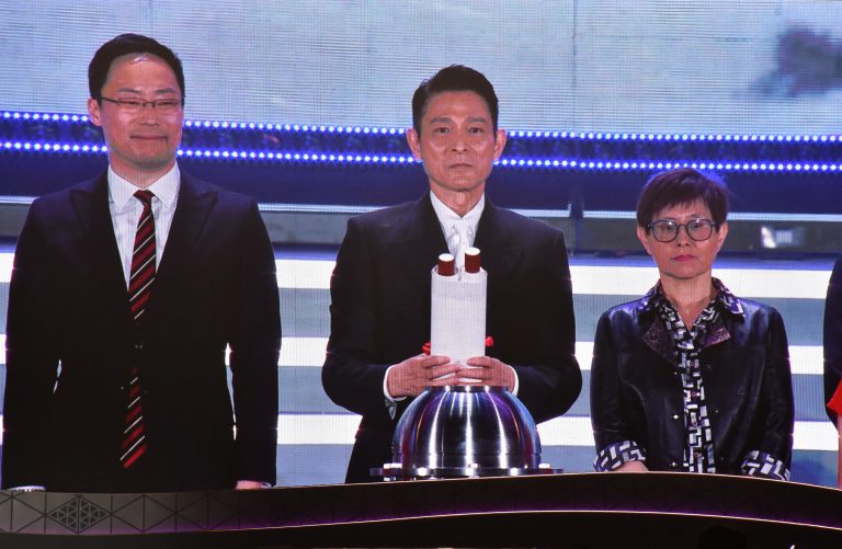 劉德華是大會表演嘉賓。（燊亮攝）