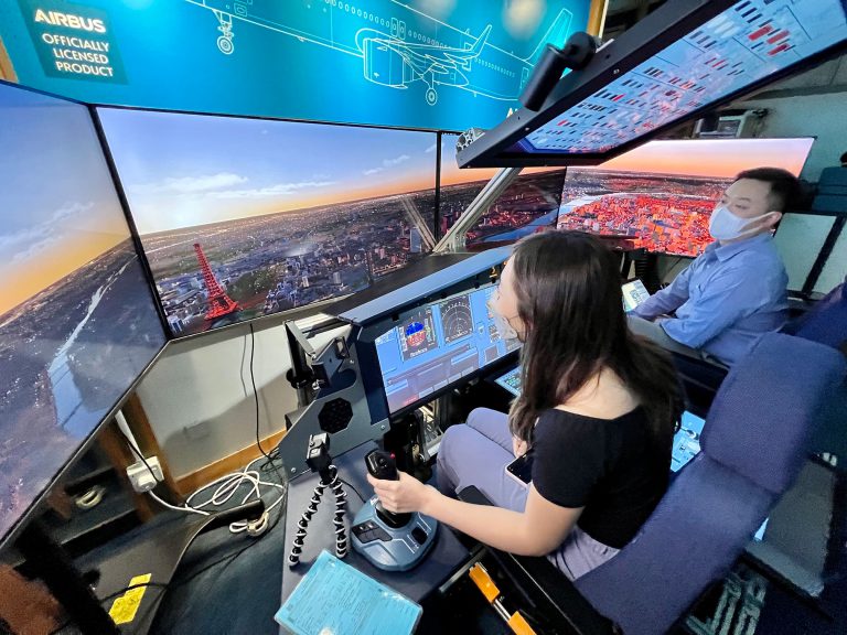 Aerospace是全港唯一獲得Airbus官方認可的模擬飛行體驗。