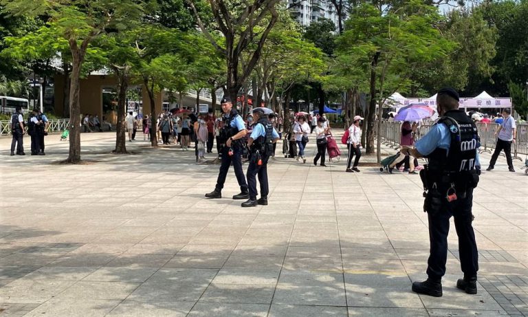 警方連續多日將加派警員在維園巡邏。