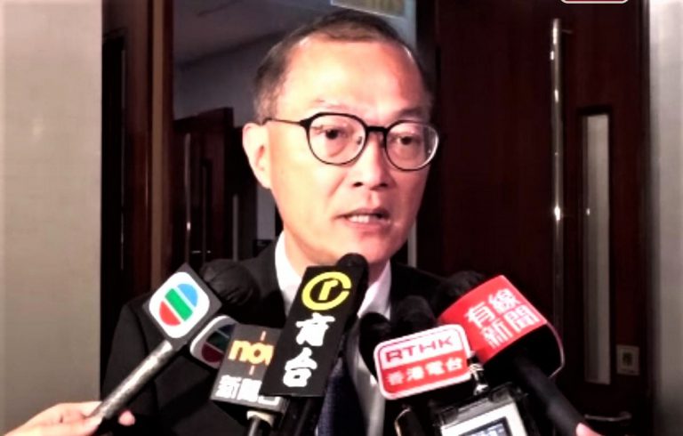 盧寵茂表示，目前未有考慮重推口罩令等社交距離措施。
