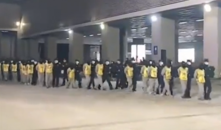 緬甸遣返大批中國罪犯返回中國