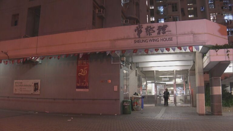 牛頭角上邨常榮樓2022年11月發生弒母藏屍倫常慘案。