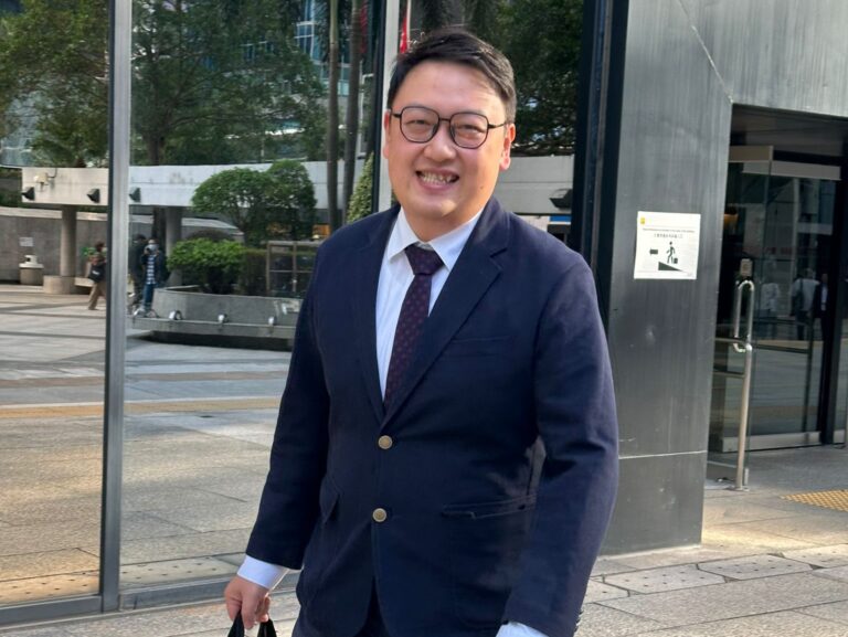 控方質疑施駿興沒有道出真相,施駿興不同意。（資料圖片）