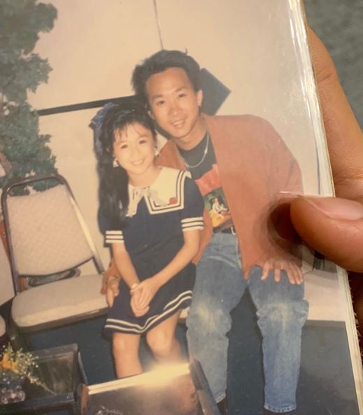 唐寧小時候曾經和家駒拍戲，飾演他的妹妹。