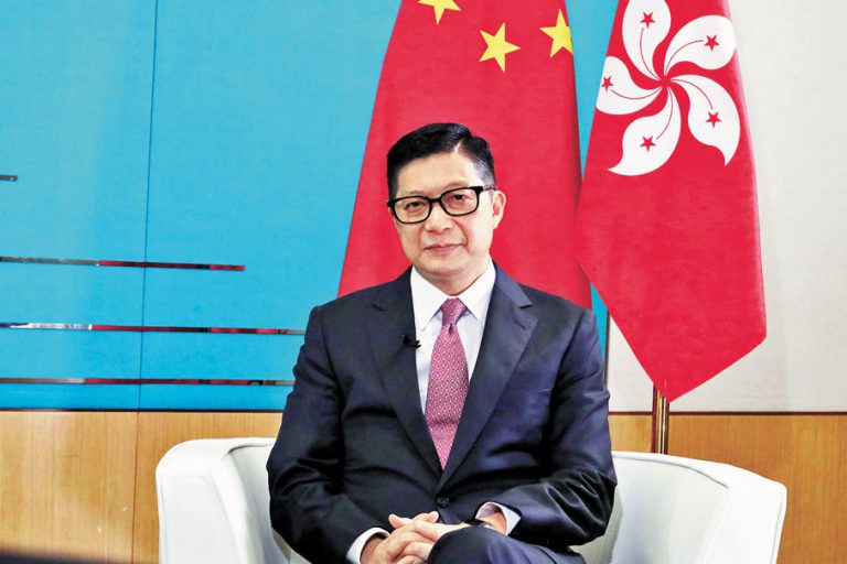 鄧炳強譴責有人借荔枝角收押所重建大造文章。
