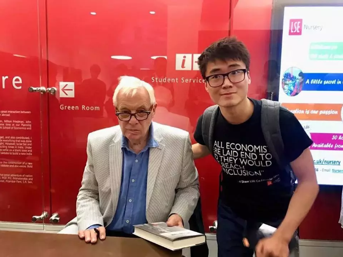 鄭文傑（右）對末代港督彭定康（左）非常讚賞。（互聯網圖片）