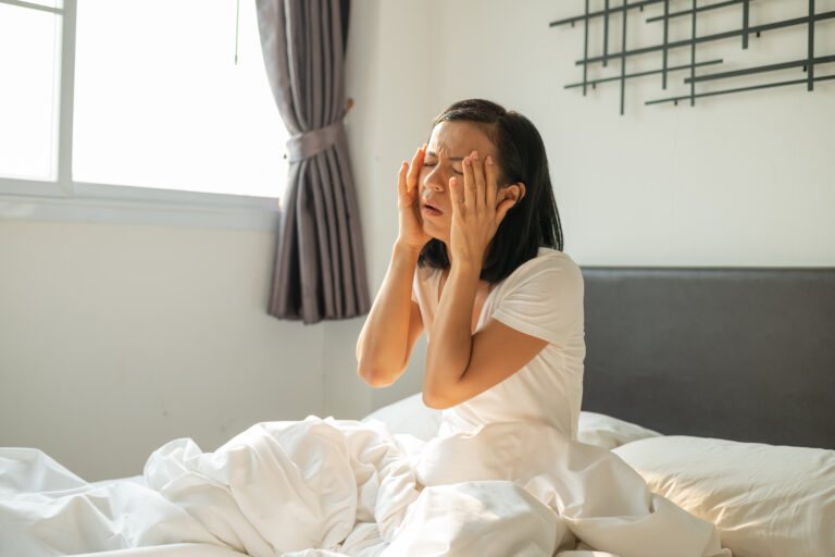 睡眠欠佳會影響免疫力，所以避免捱夜。