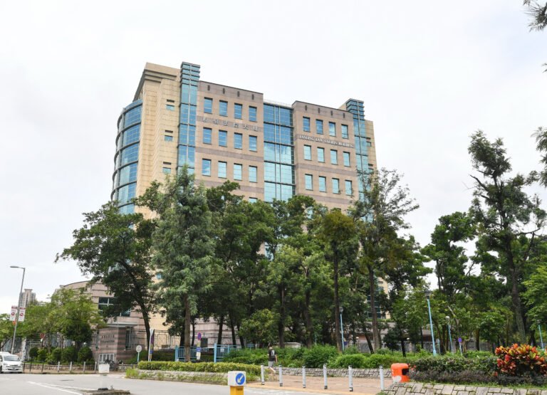 內地漢挪用他人身份證登記「高德」載客,於粉嶺法院被判監8個月。
