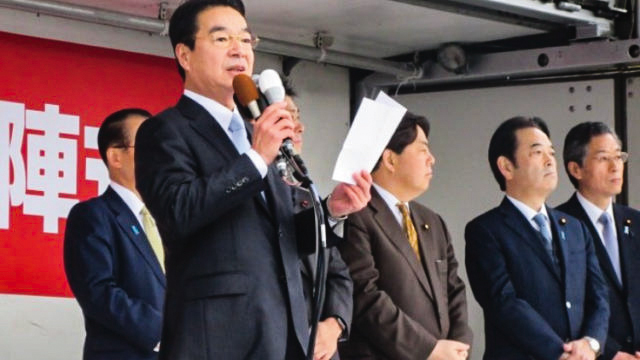 配川博之被指在山口縣經常代表安倍發言。