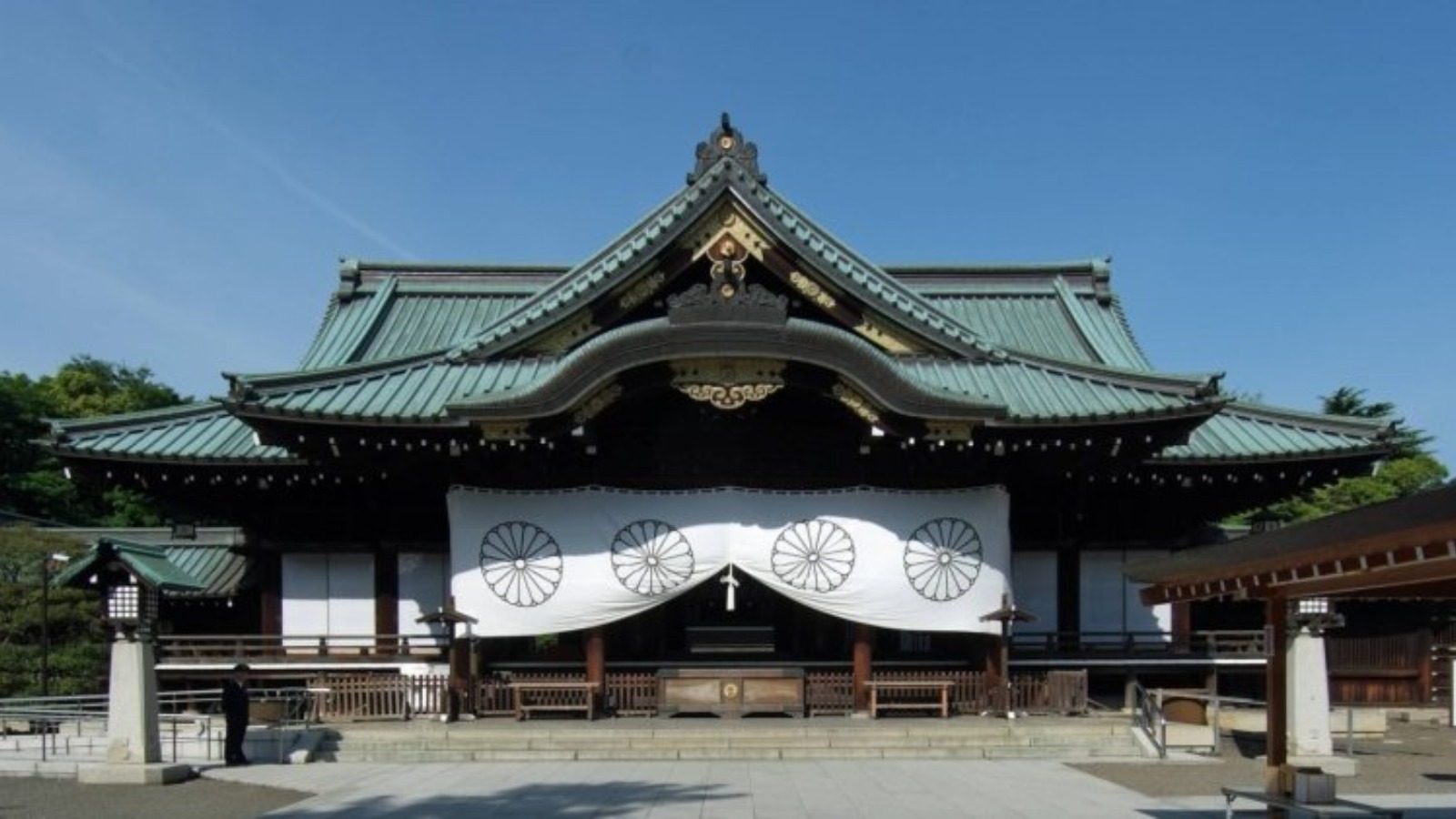 靖國神社禁穿軍裝或角色扮演者進入　 稱維護神社寧靜尊嚴