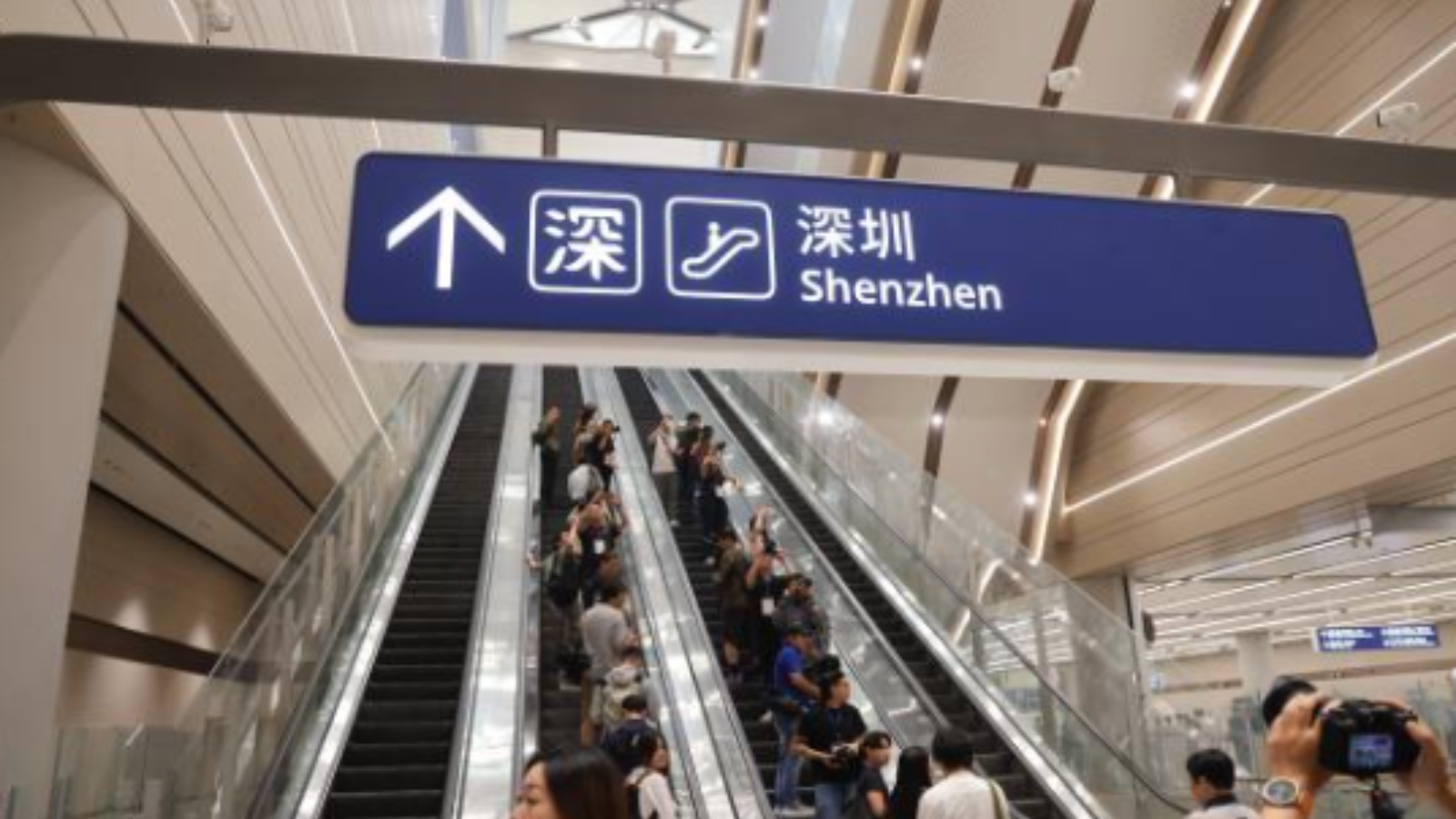 皇崗口岸新聯檢大樓完成首輪安全測試