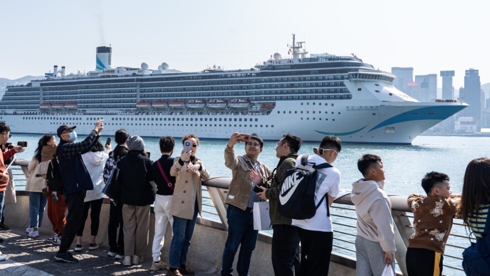陳茂波：今年首7個月逾3100萬人次旅客訪港　按年上升12%