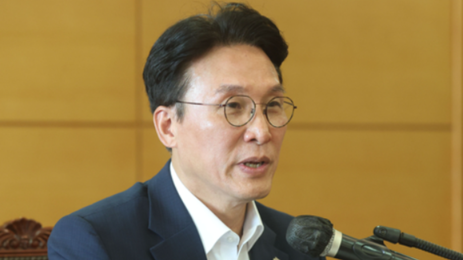 金敏錫當選執政黨領袖