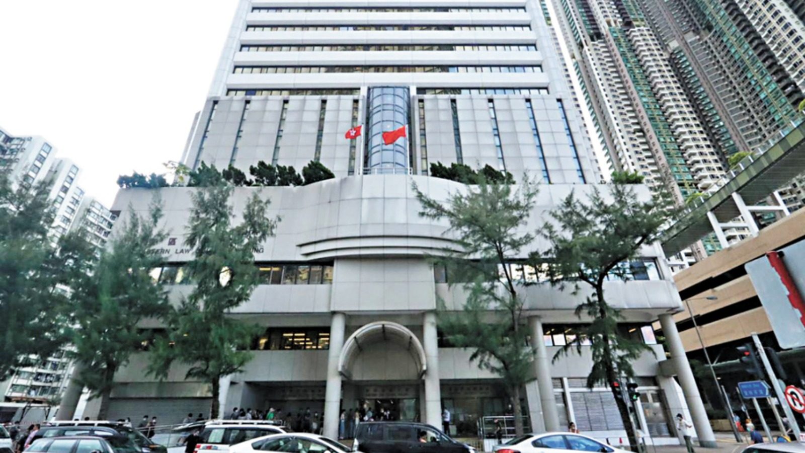 證監會前經理涉12次查閱機密資料　被廉署起訴不誠實取用電腦提堂　續准保釋