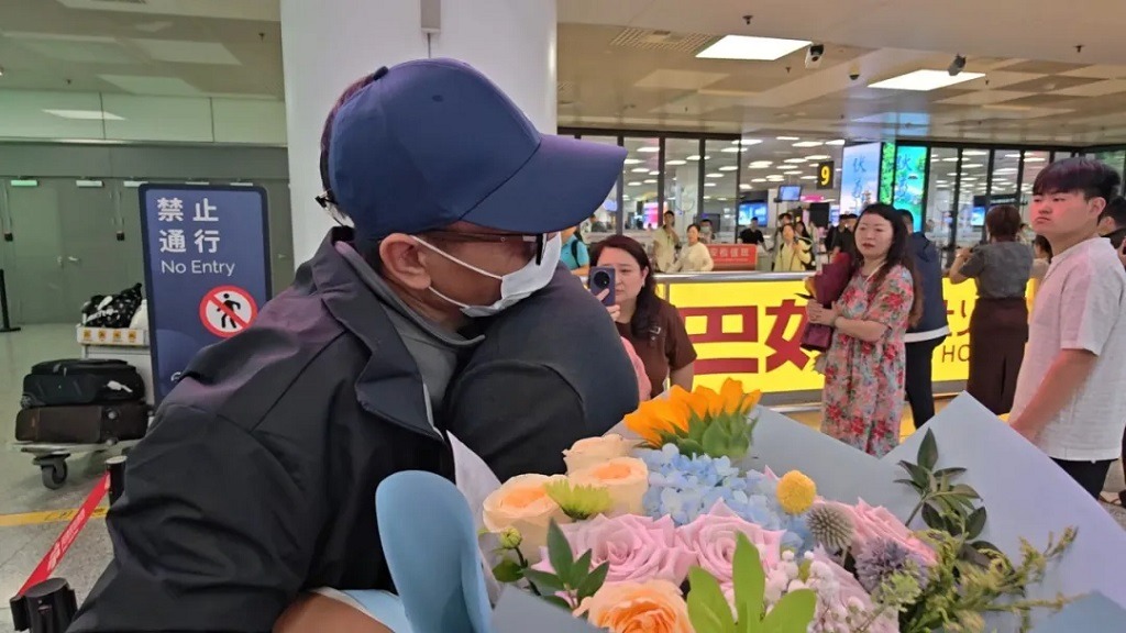 吉隆口岸泥石流巨災　被困尼泊爾隧道10天　獲救河南木工今歸家