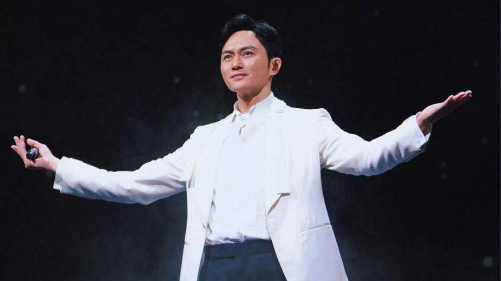 兒子魔童休學追音樂夢　張智霖澄清夫妻無內訌  明白找到夢想相當重要