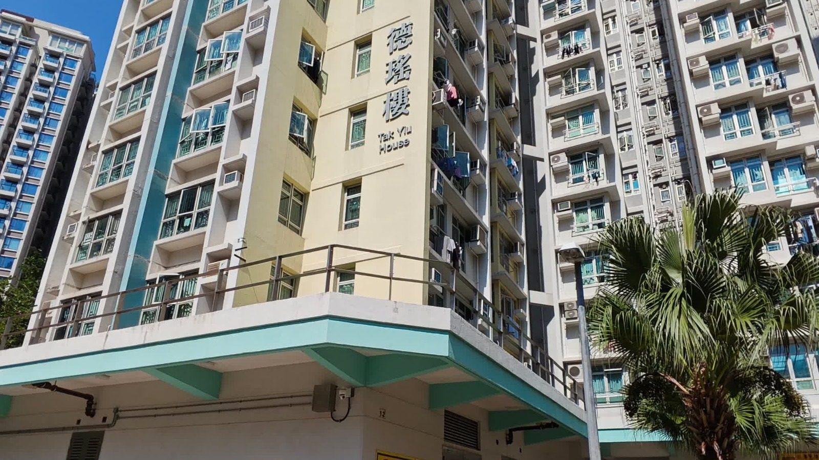 德朗邨外傭謀殺案｜CCTV揭老婦6分鐘內遭重擊頭頸逾廿次兼踩肚　昏迷送院不治