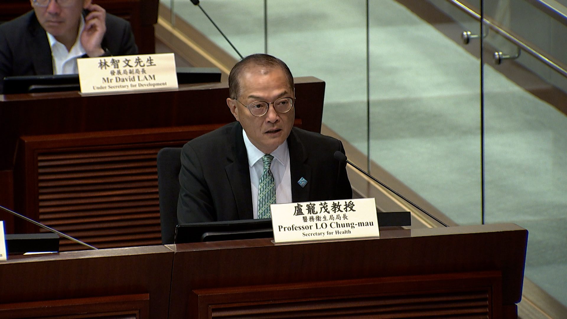 立法會通過「共建健康香港」議案　盧寵茂：會議坐足4小時相當不健康
