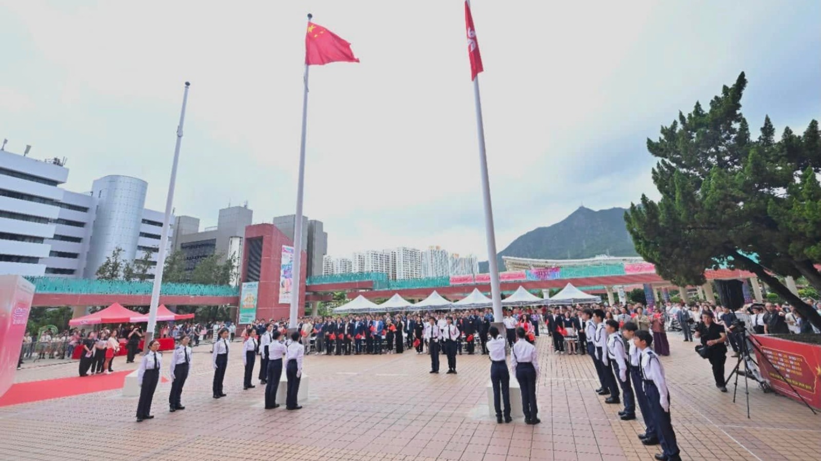 国旗　歓迎日軍 錦縣右屯衛萬國道徳分會 齊賀香港特別行政區成立29周年—屯門區升旗禮暨酒會｜堅料網